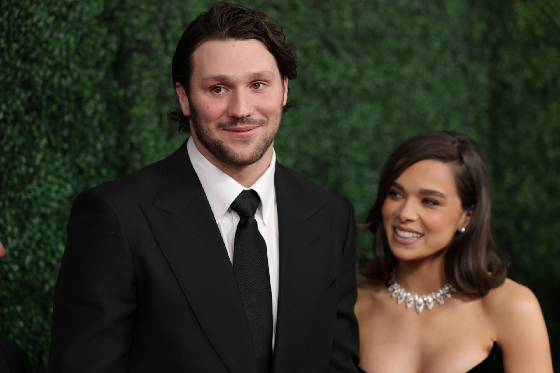 2025/02/14th-annual-nfl-honors-arrivals.jpg