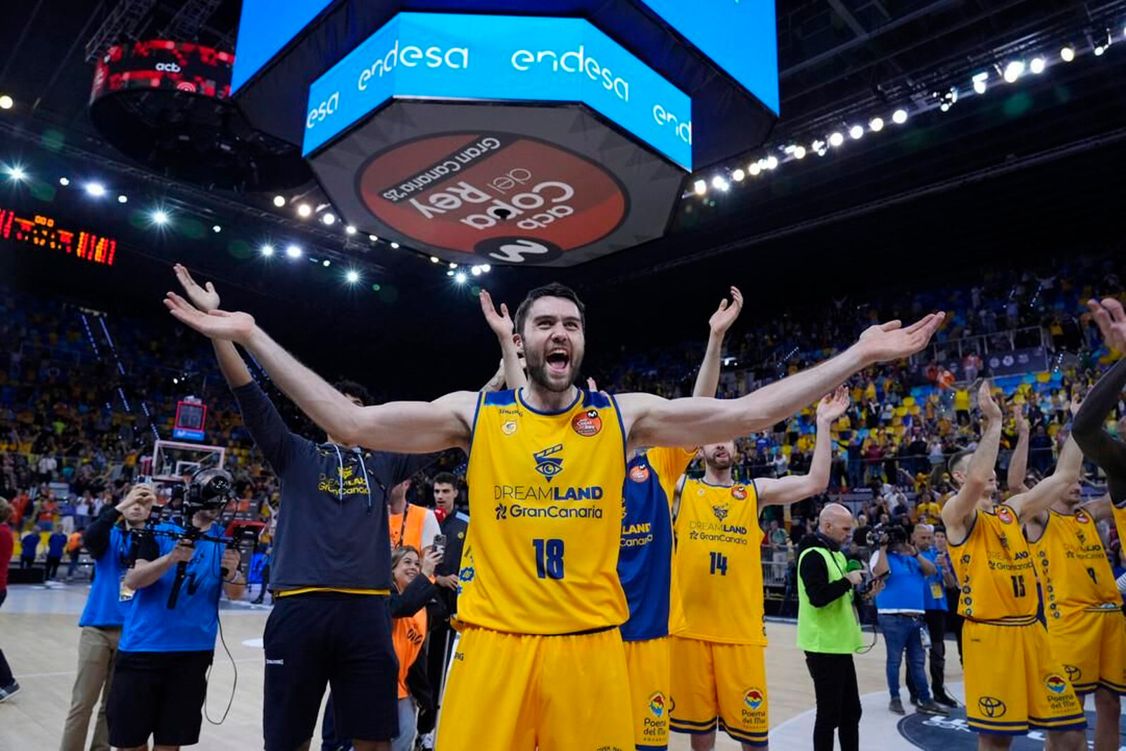 2025/02/Gran-Canaria-celebra-el-pase-a-semifinales.jpg
