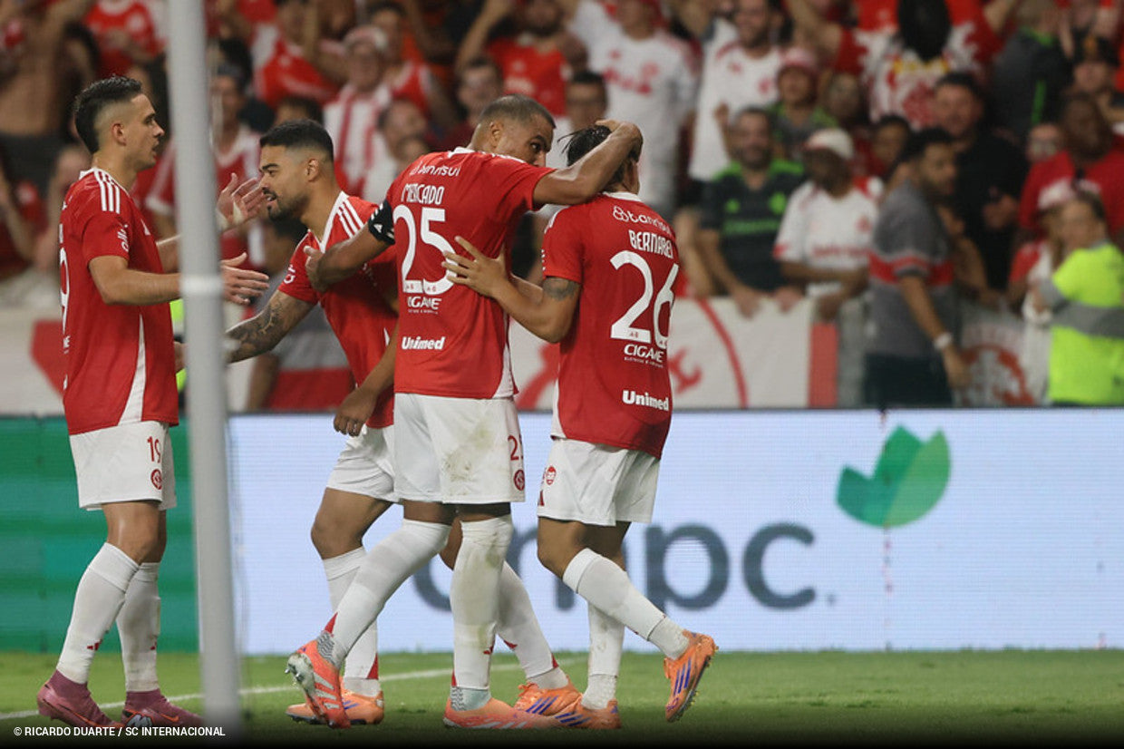 2026/04/Internacional-celebra-un-gol.jpg