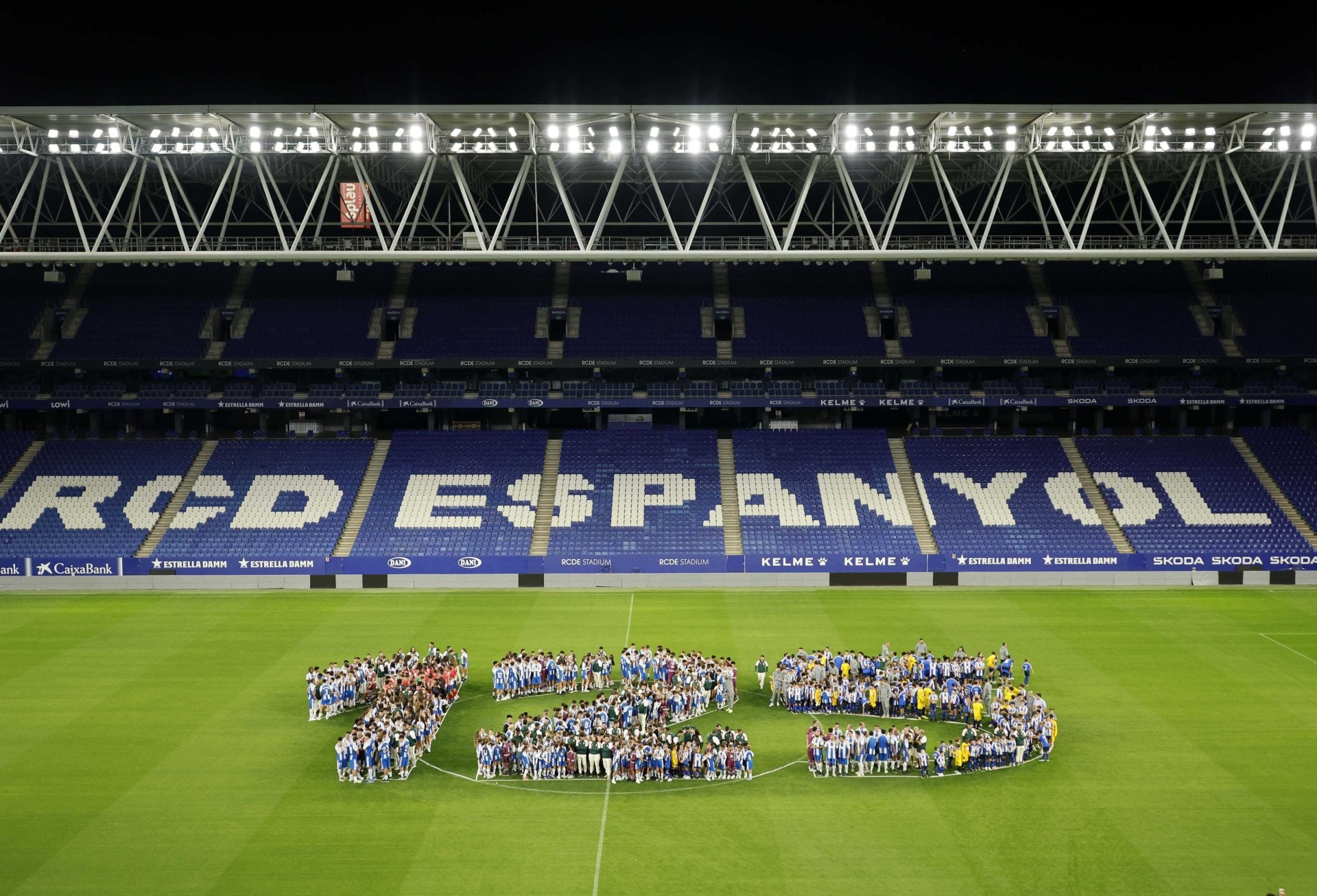 2025/10/La21-celebrando-el-125-aniversario-del-Espanyol.jpg