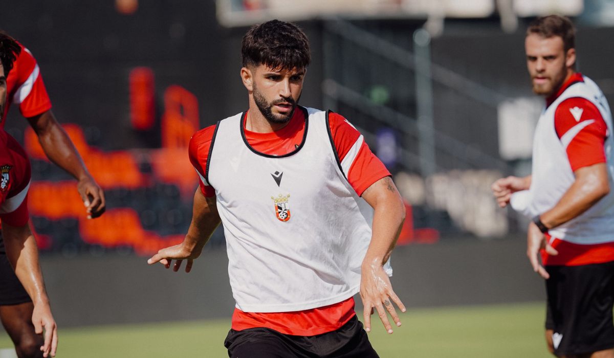 Aplazado el amistoso entre Betis y Ceuta