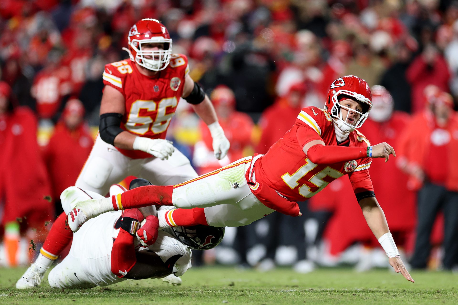 2025/01/afc-divisional-playoffs-houston-texans-v-kansas-city-chiefs-2.jpg
