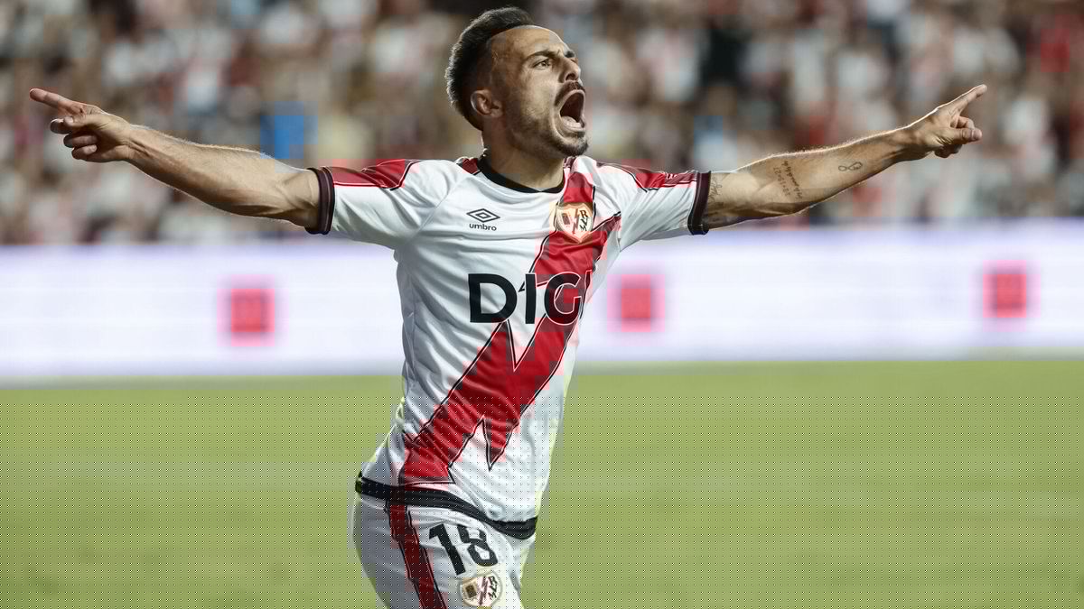 2025/09/alvaritooo-historia.jpg