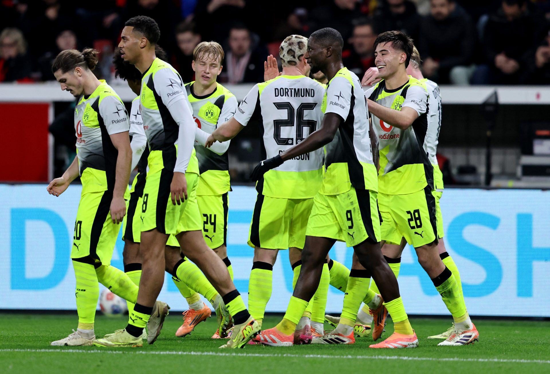 2025/11/bayer-04-leverkusen-v-borussia-dortmund-bundesliga.jpg