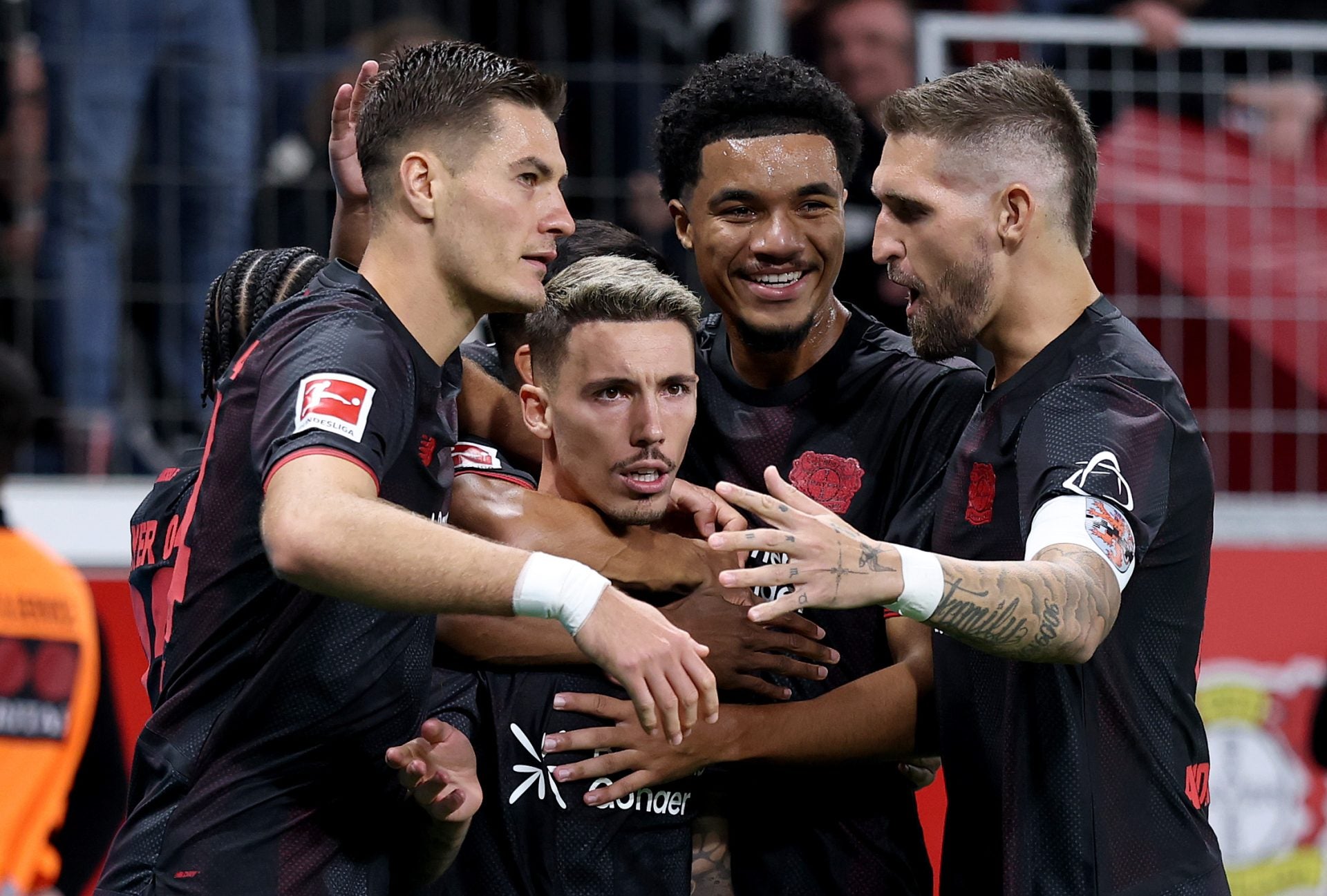 2025/11/bayer-04-leverkusen-v-eintracht-frankfurt-bundesliga.jpg
