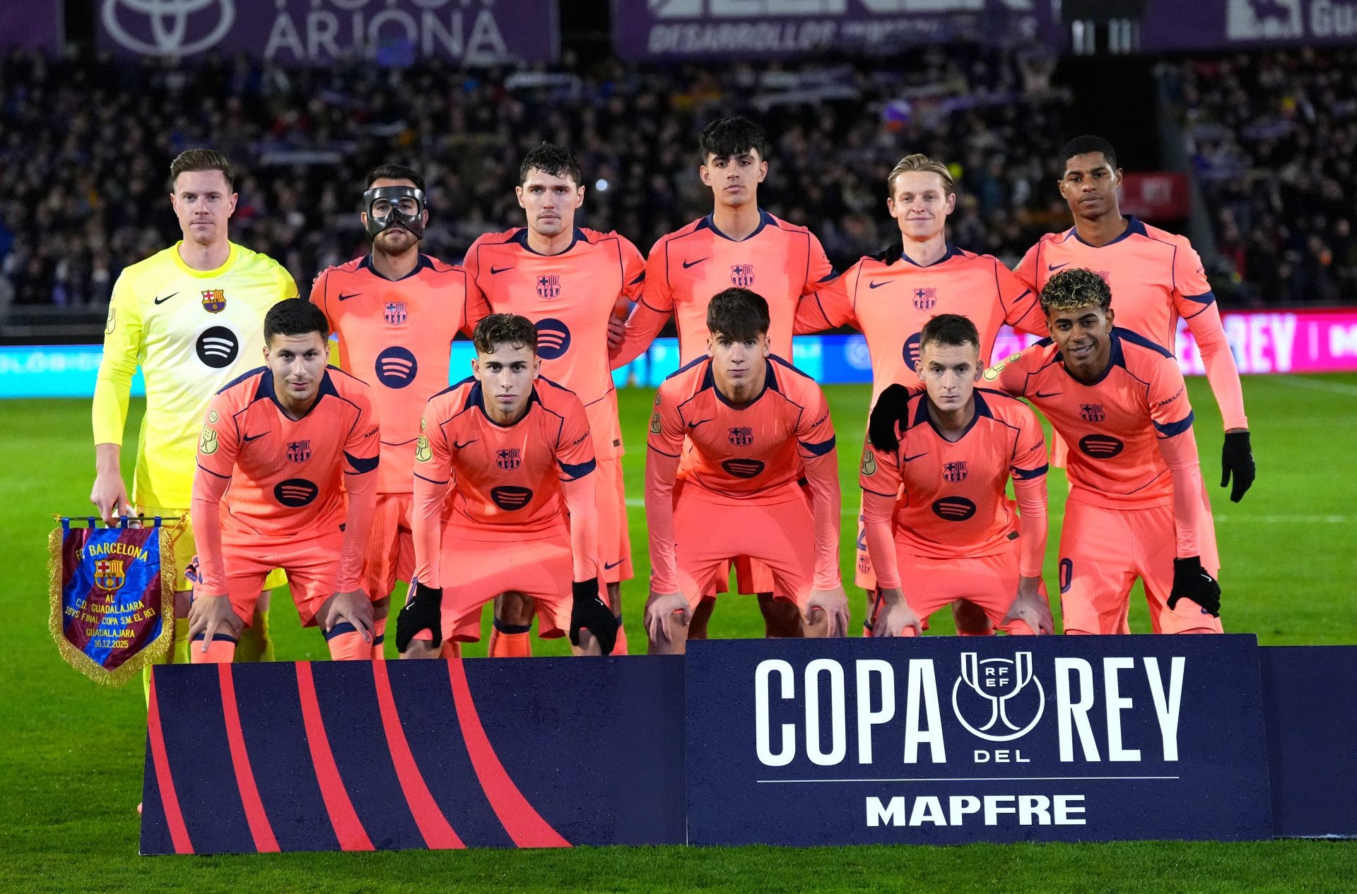 2025/12/cd-guadalajara-v-fc-barcelona-copa-del-rey-2.jpg