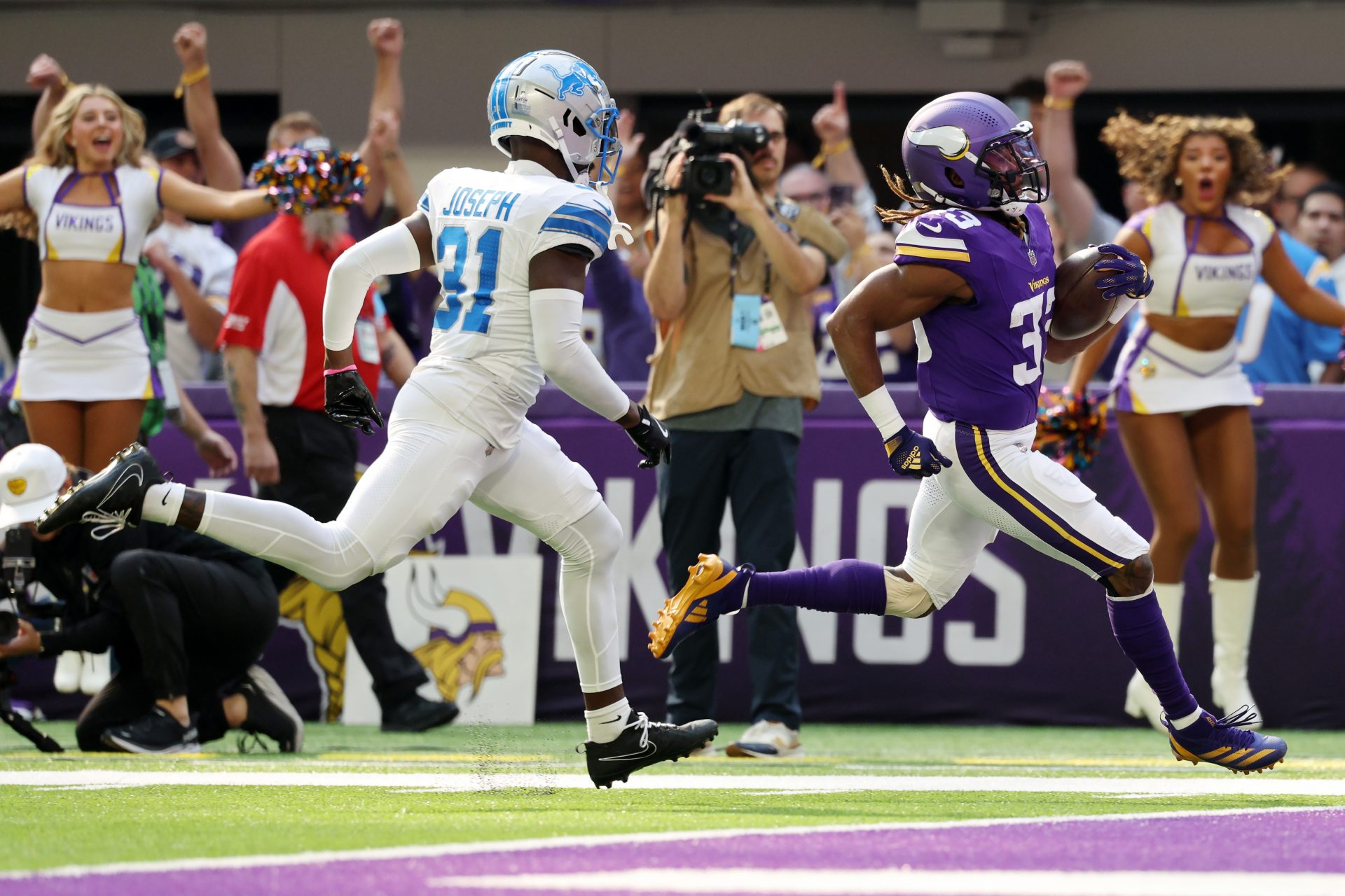 2025/01/detroit-lions-v-minnesota-vikings-1.jpg