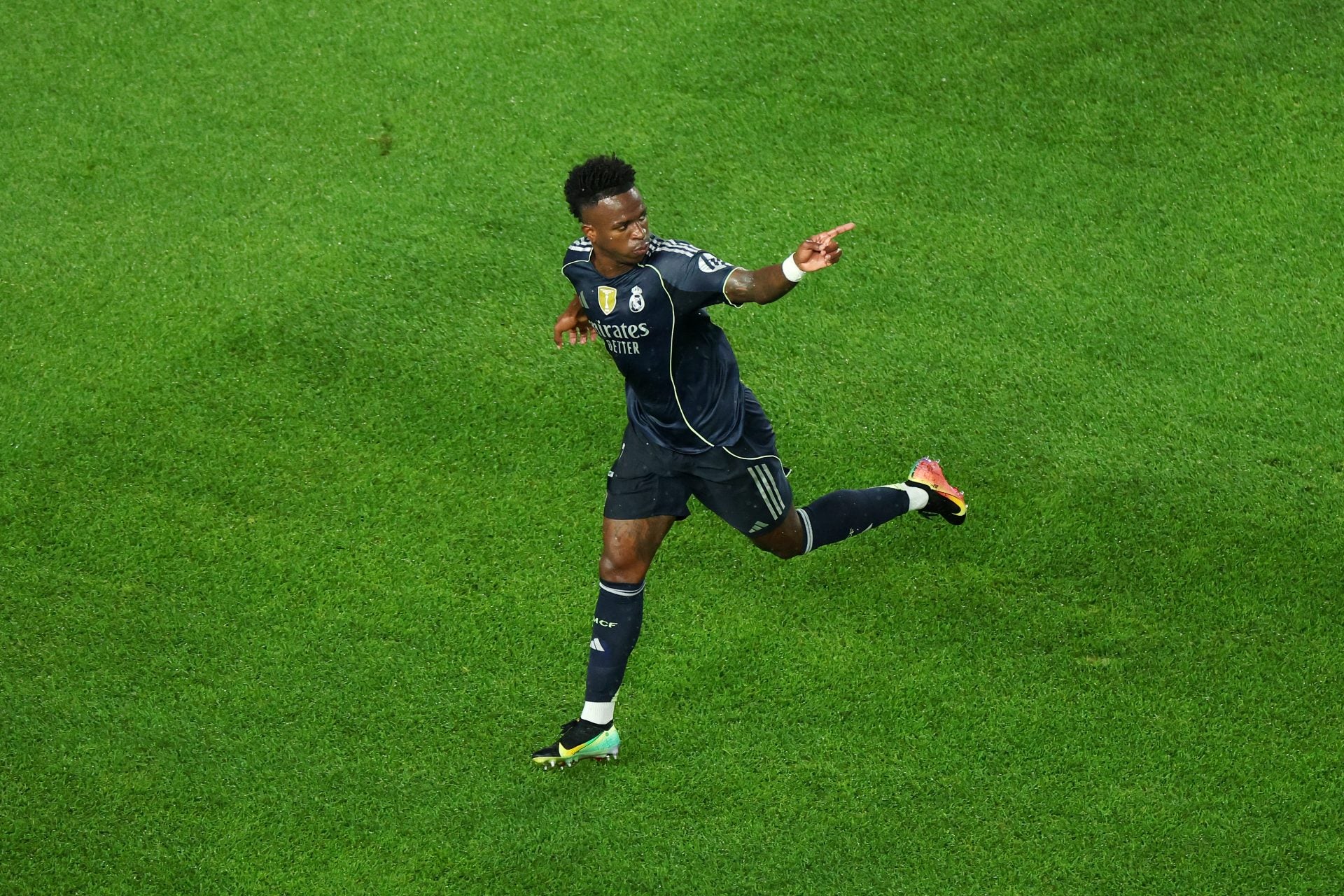 2025/06/fc-salzburg-v-real-madrid-cf-group-h-fifa-club-world-cup-2025.jpg