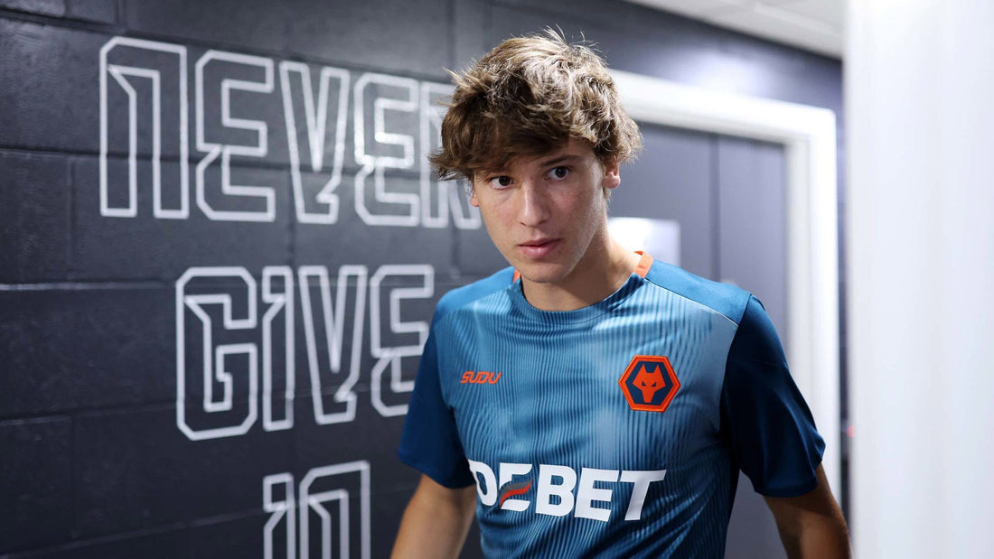 2025/06/fer-lopez-wolves.jpg