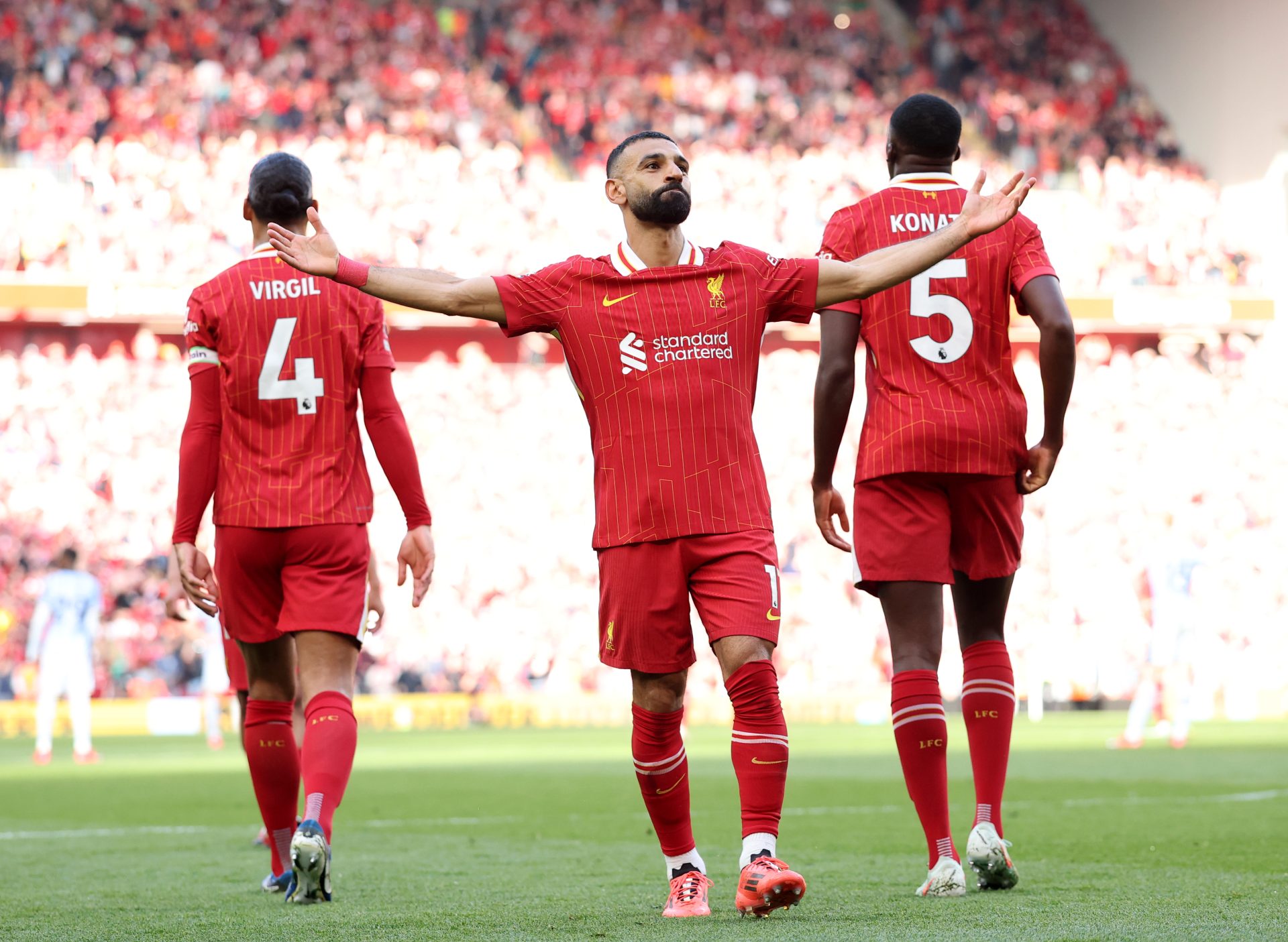 2025/04/liverpool-fc-v-tottenham-hotspur-fc-premier-league-1.jpg