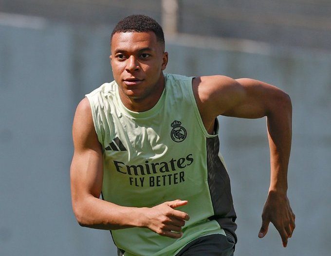 2025/06/mbappe-e1750345012752.jpg