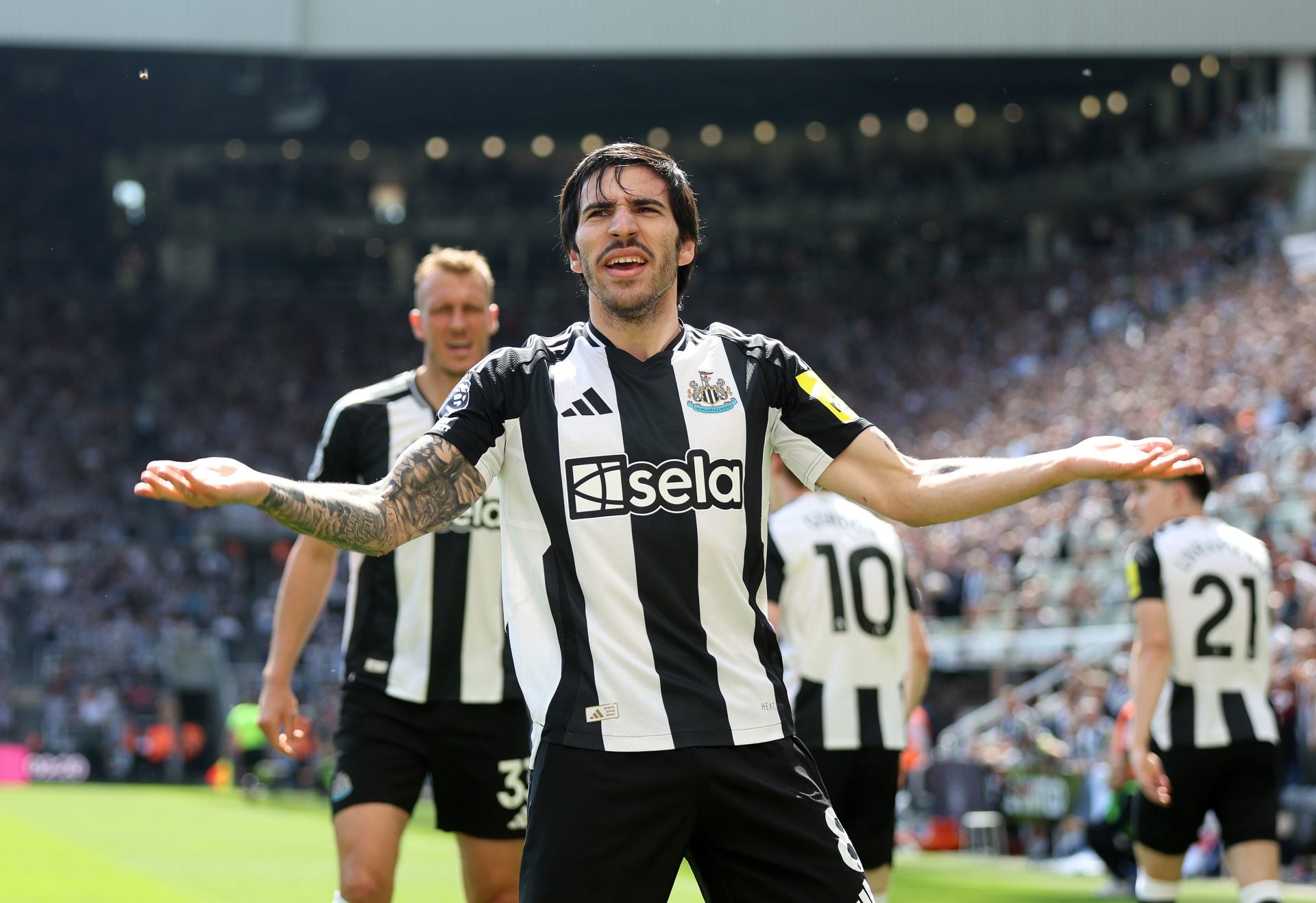 2025/05/newcastle-united-fc-v-chelsea-fc-premier-league-2.jpg