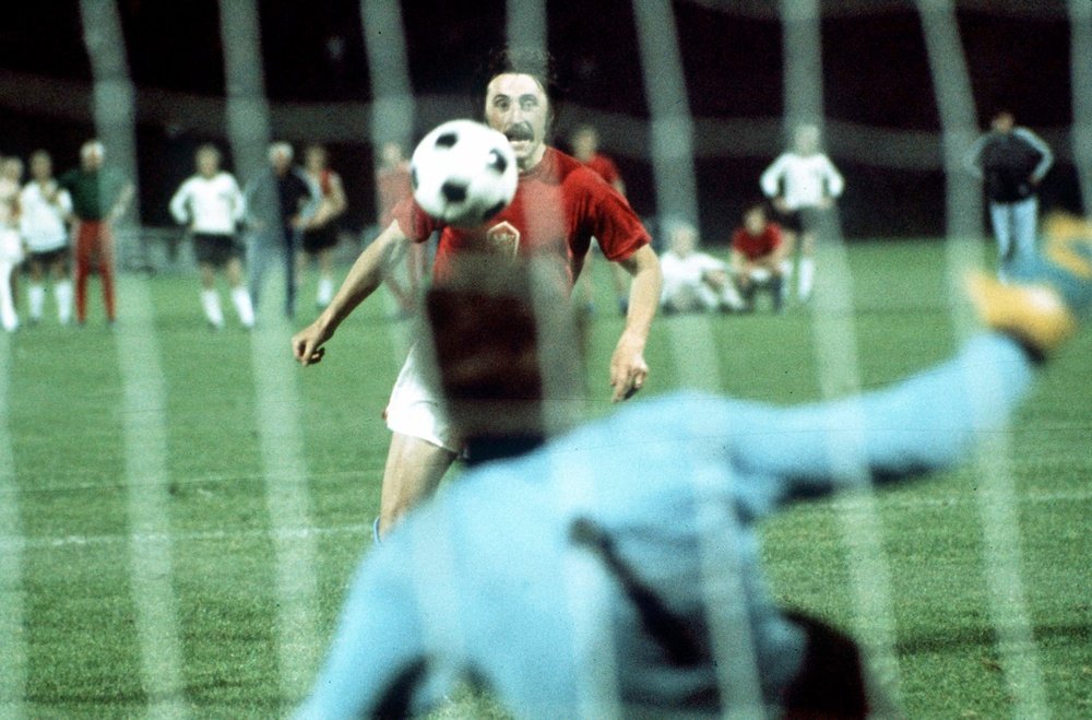 2025/02/panenka-y-su-famoso-penalti-afp.jpg
