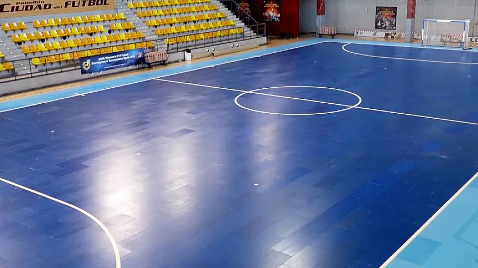 2025/10/pista-sala-ciudad-del-futbol.jpg.jpg