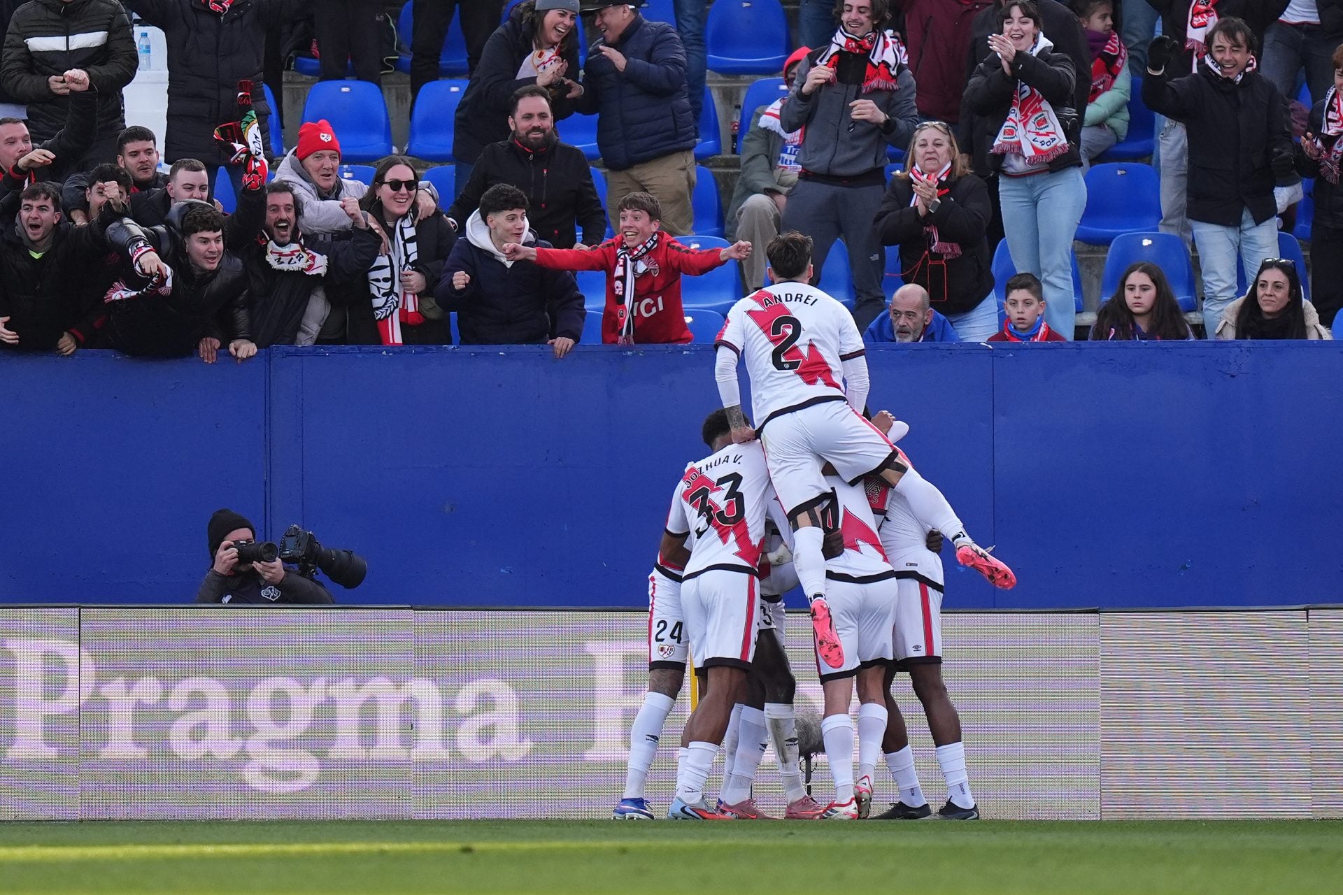 2026/02/rayo-vallecano-de-madrid-v-atletico-de-madrid-laliga-ea-sports.jpg