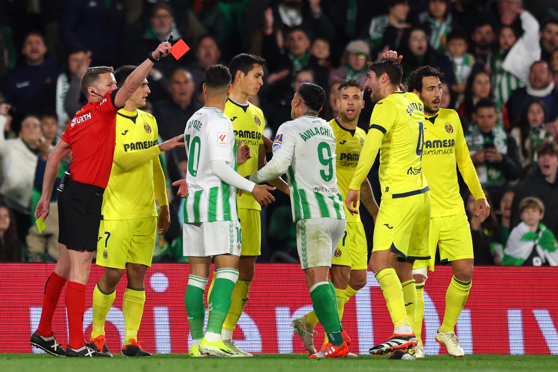 2024/12/real-betis-v-villarreal-cf-laliga-ea-sports.jpg