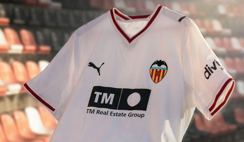 El Valencia presenta su primera equipación para la 26/27-image