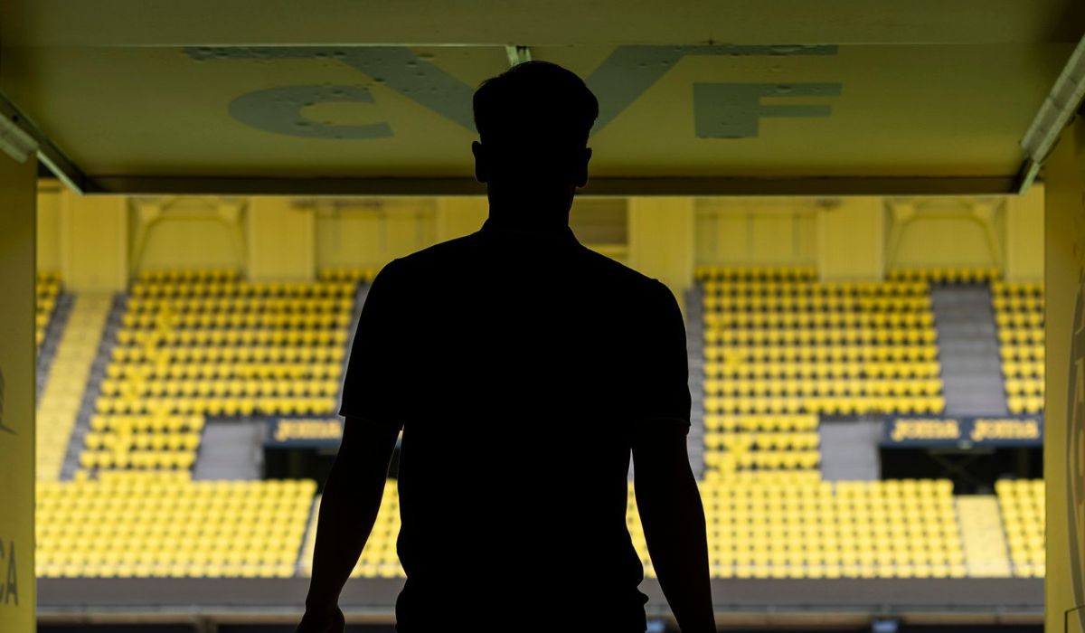 El debut oficial de Iñigo en La Cerámica se hará esperar-image
