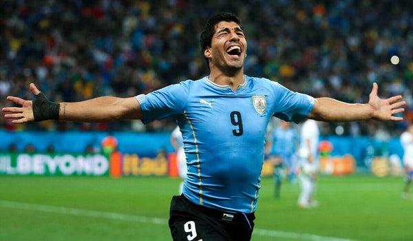 Uruguay extraña a Luis Suárez, su pistolero-image