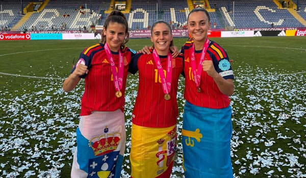 El Dépor ABANCA celebra su triplete con el Europeo sub-19 femenino-image