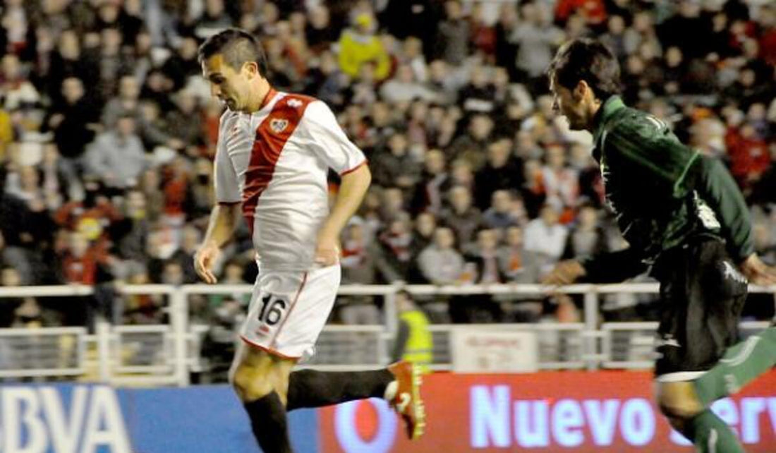 Armenteros deja la dirección deportiva del Rayo Vallecano: "Siempre seré un rayista más"-image