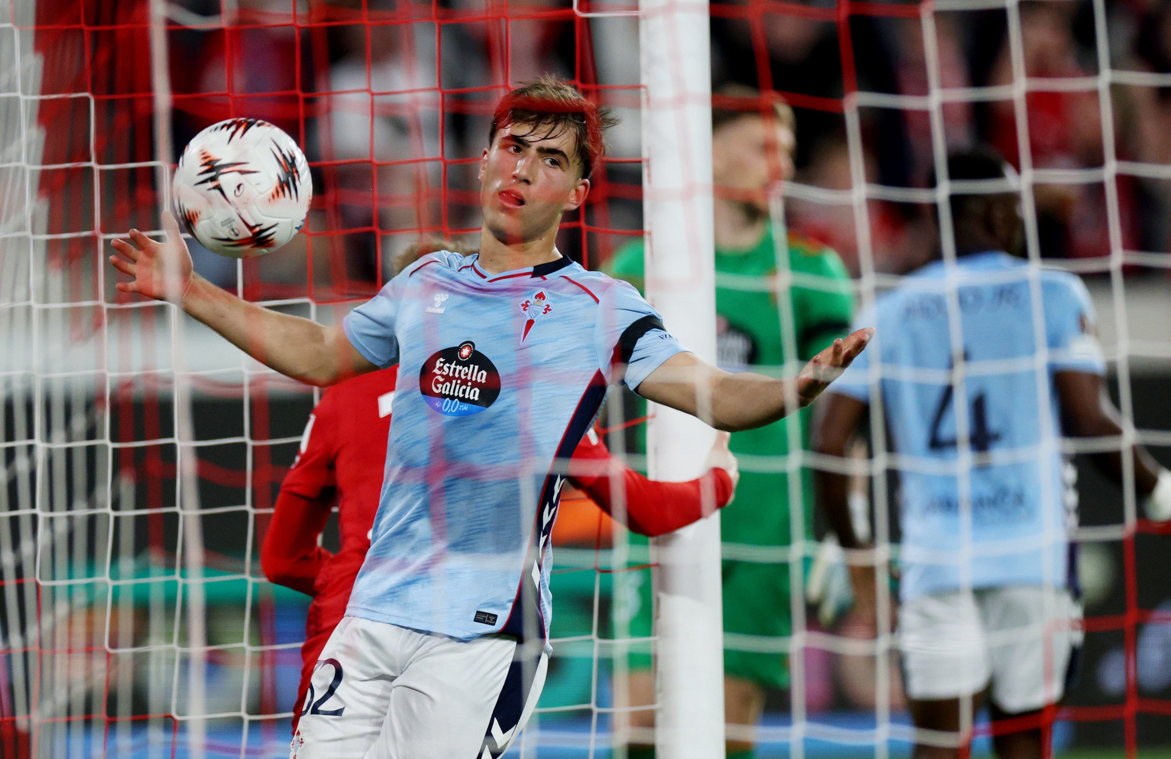 Javi Rodríguez, en la agenda del PSG-image