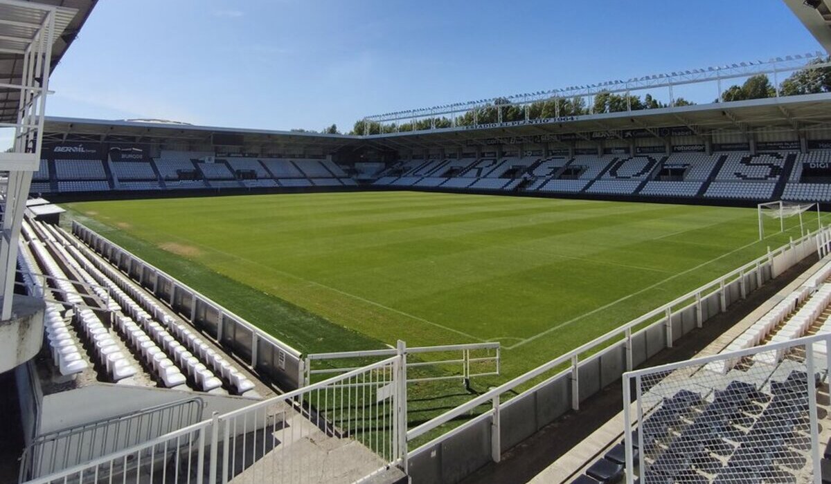 El Rayo Vallecano elige El Plantío como plan B en medio de su pulso con la Comunidad de Madrid-image