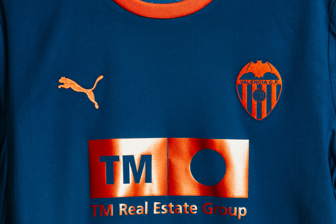 El Valencia mira al Mediterráneo con su nueva segunda equipación-image