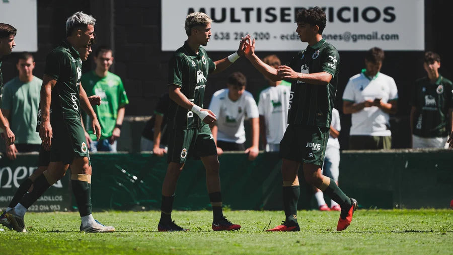 El Racing despide la pretemporada con muchas dudas-image