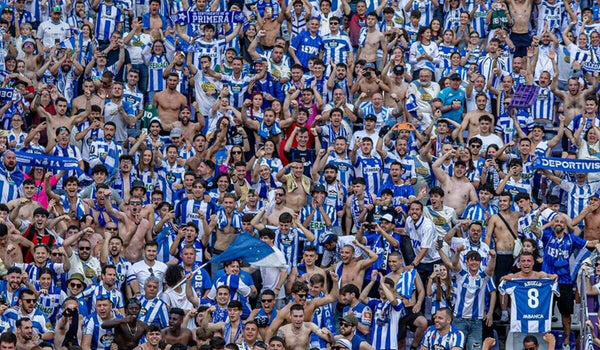 La afición del Dépor tilda de "innegociale" la postura del club-image