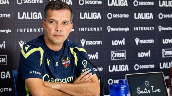 Luís Castro: "El objetivo es ganar al Espanyol"-image