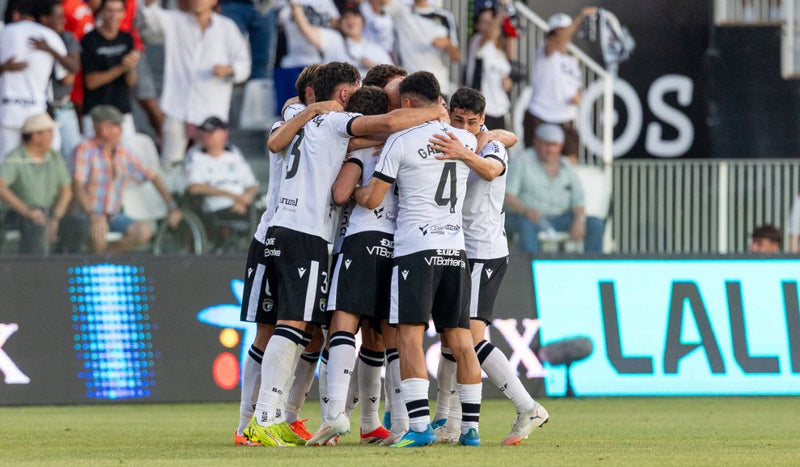 Burgos 3-2 Córdoba: En la locura del Plantío reina David González-image