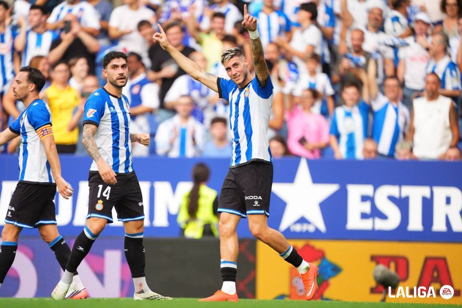 El Espanyol atropella al Levante en el estreno liguero-image