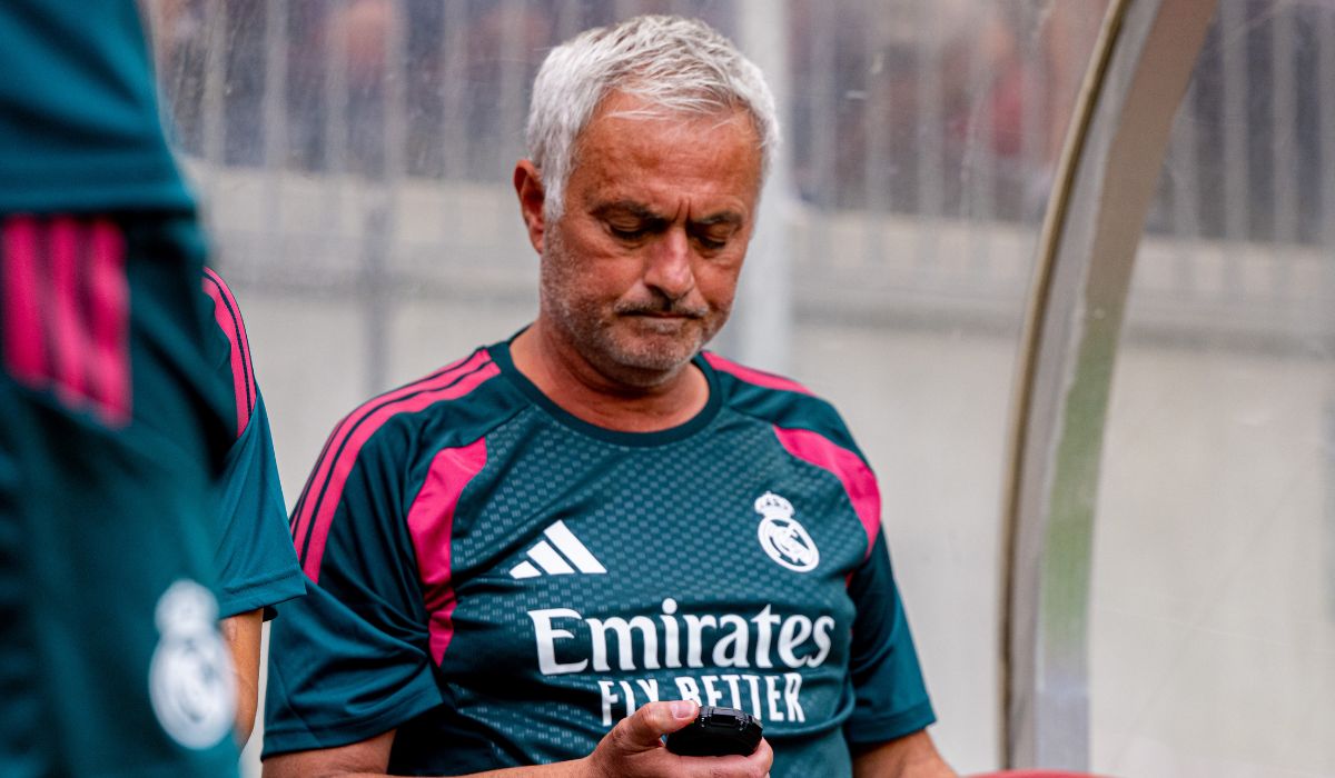 Mourinho: "Los capitanes están jugando un poco a la defensiva"-image