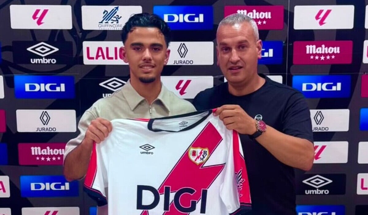 Mani López se convierte en el primer refuerzo del Rayo Vallecano B-image