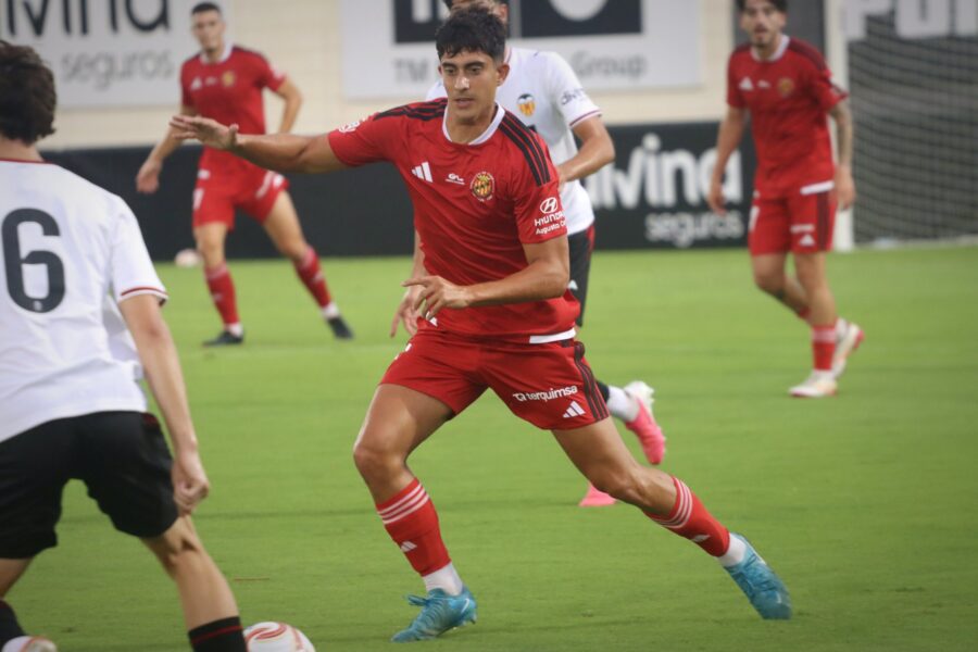 El Nàstic sigue sin conocer la victoria-image