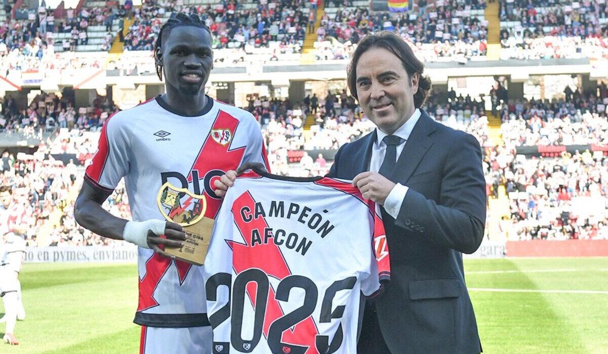 El Rayo Vallecano abre la puerta a negociar la salida de Pathé Ciss tras días de tensión-image