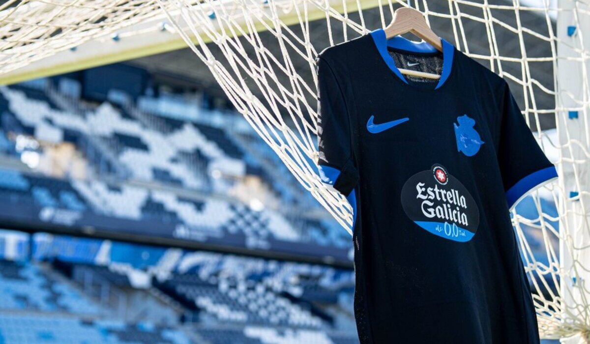 El Deportivo convoca hoy la mesa de diálogo con la afición para frenar la fractura social-image