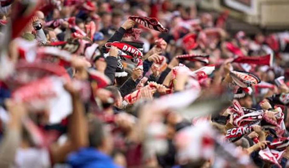 El rayismo convoca una asamblea y fija una gran marcha para recuperar el club-image