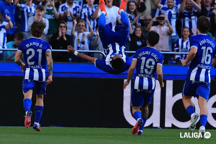 Deportivo 3-1 Valencia: Dos goles en propia puerta sentencian al Valencia-image