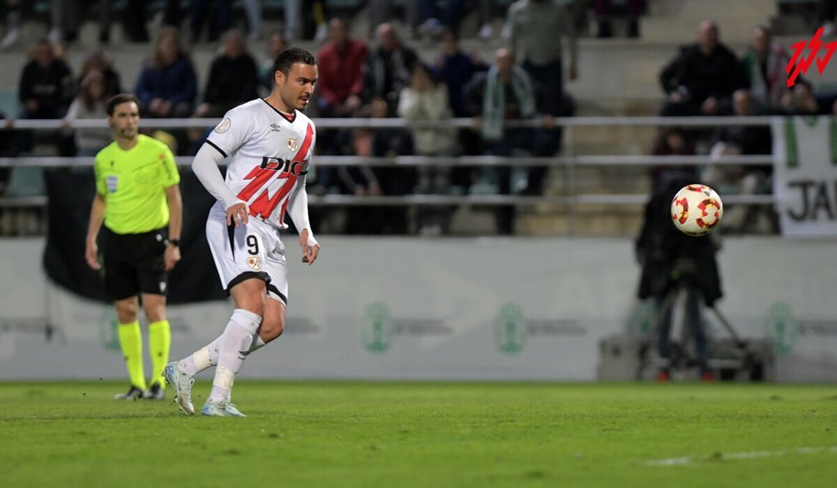 El Rayo Vallecano inscribe a Raúl de Tomás sobre la bocina del cierre de mercado-image