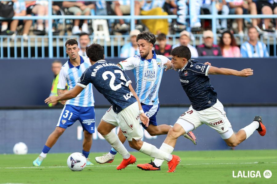 Málaga 0-0 Levante: Reparto de puntos en un partido donde han destacado los porteros-image