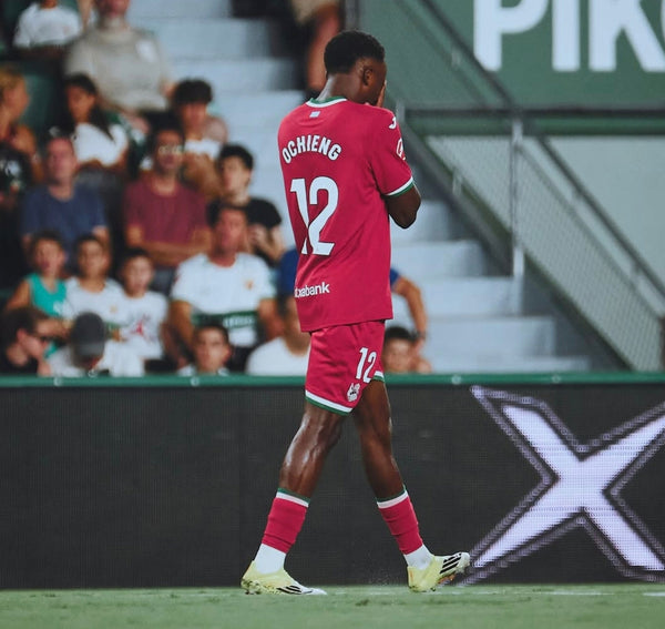 Elche 2-3 Real Sociedad: Job Ochieng evita el atraco de Ortiz Arias-image