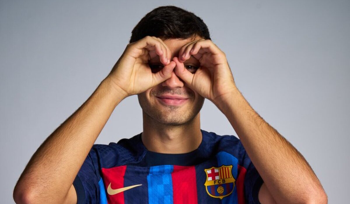 De la "sala VIP" de la Tasca Fernando al Campo Nou: Pedri González-image