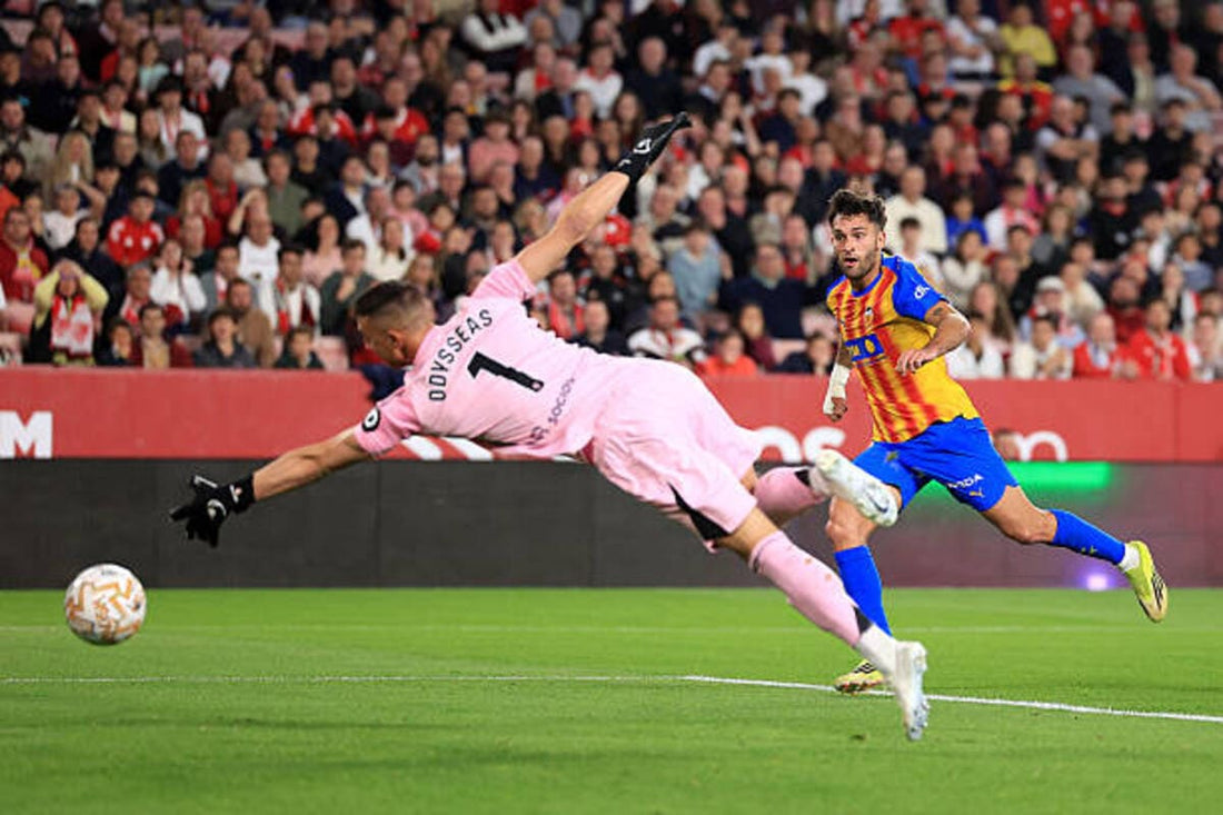Previa | Sevilla FC - Valencia CF: Misma situación, diferente reflejo-image