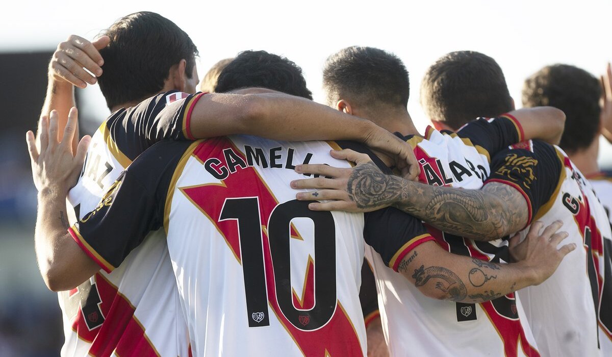 La marcha internacional del Rayo Vallecano: seis convocados y dos sorpresas-image