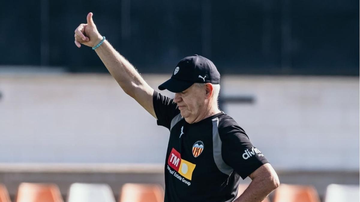 Previa | Real Racing de Santander - Valencia CF: El primer capítulo del vasco Aguirre-image