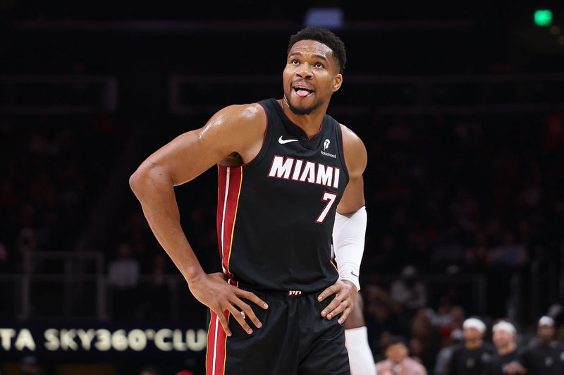 Giannis y Adebayo, sin espacios: el atasco táctico que lastra a los Heat-image