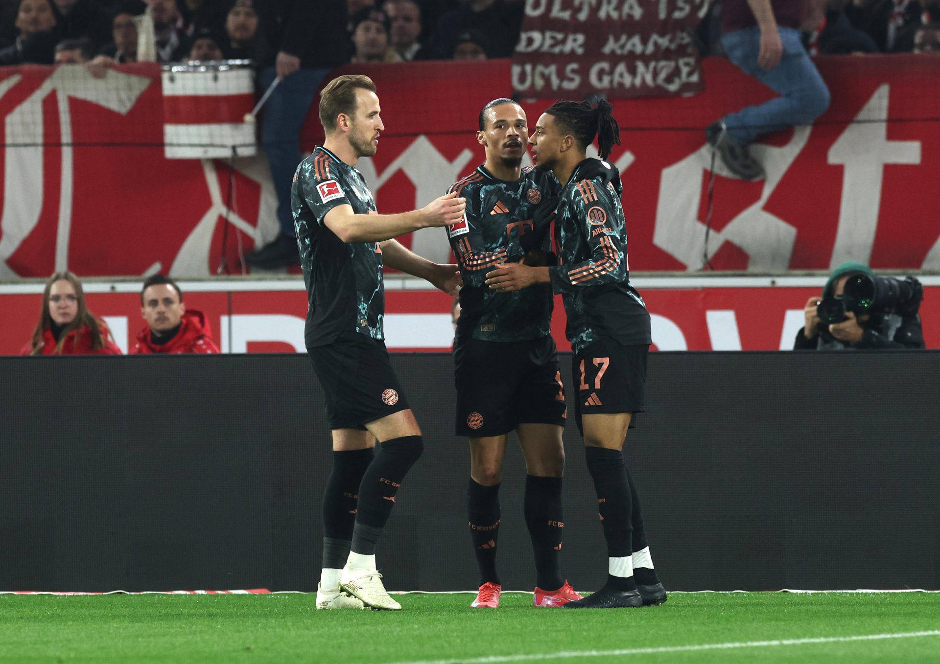 2025/02/vfb-stuttgart-v-fc-bayern-munchen-bundesliga-2.jpg