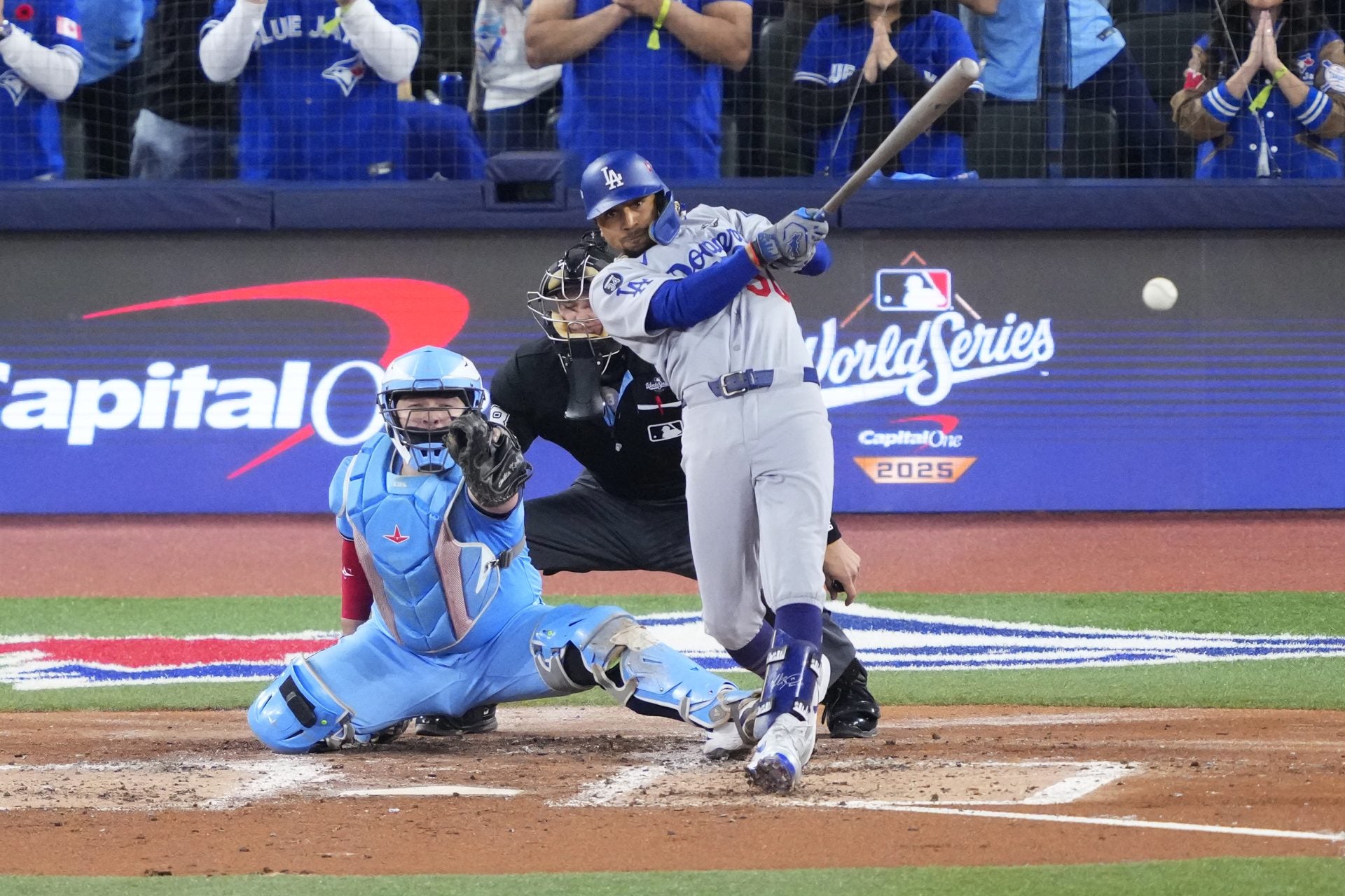 2025/11/world-series-los-angeles-dodgers-v-toronto-blue-jays-game-six.jpg